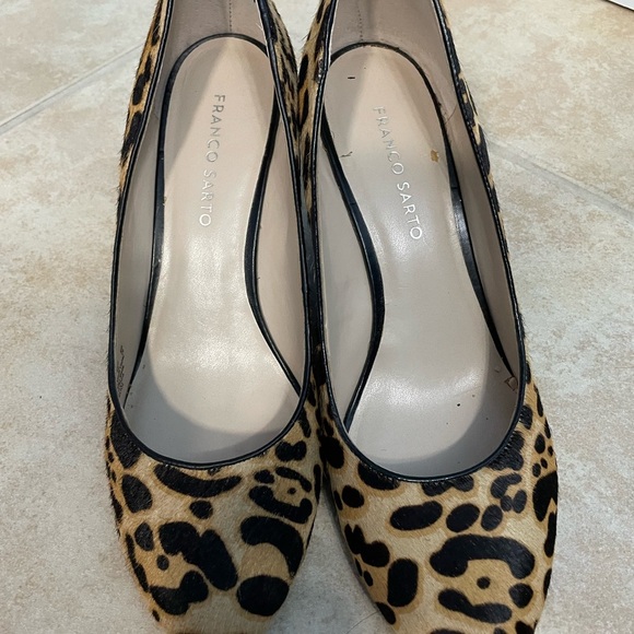 Franco Sarto Brown and Black Heels Elegant Design - Picture 1 of 5
